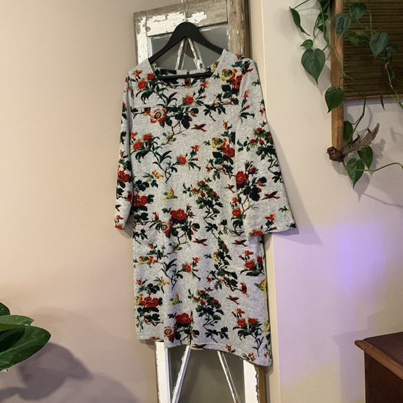 Papillon Medium Fall Dress - Picture 9 of 11